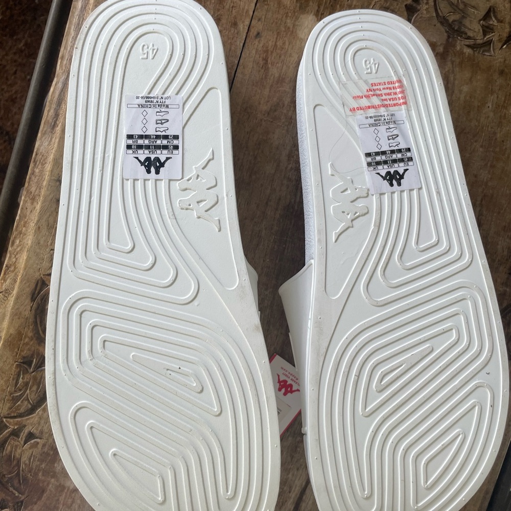 White Kappa Slides - Picture 2 of 4